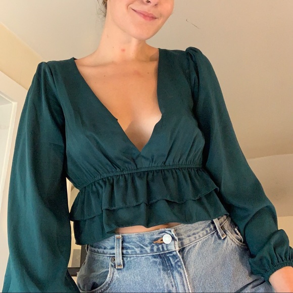 Forever 21 Emerald Peplum Top - Picture 2 of 8